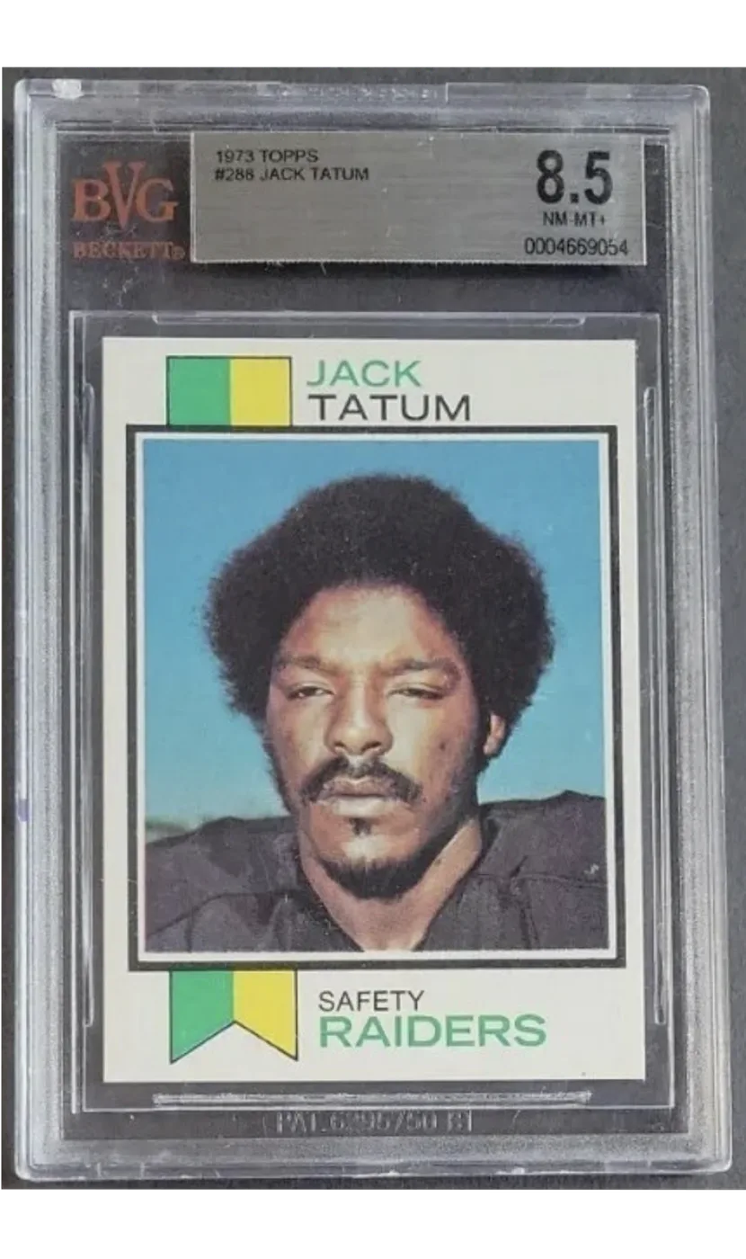 Example of a BVG (Beckett Vintage Grading) graded slab, front
